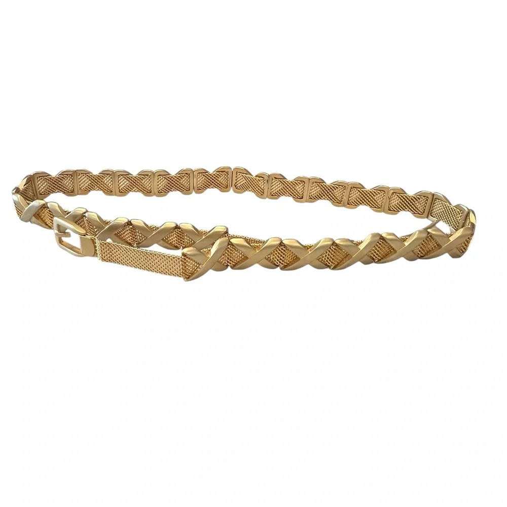 Vintage Gold Tone Metal Mesh Belt Criss Cross X’s 33.5-34.5” With Buckle Pretty!